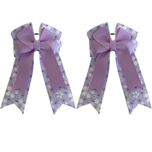 Load image into Gallery viewer, Belle &amp; Bow Bows
