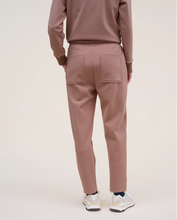 Load image into Gallery viewer, Dada Sport Big Ali Jogging Pants
